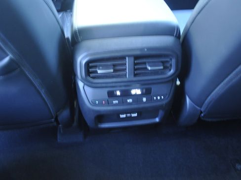 Used 2023 Honda Pilot EX-L image 15