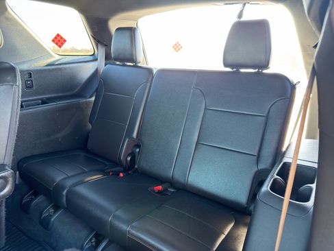 Used 2022 Chevrolet Traverse Premier w/ Redline Edition image 42