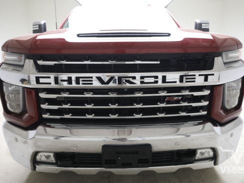 Used 2020 Chevrolet Silverado 2500 LTZ w/ LTZ Premium Package AWD/4WD image 7