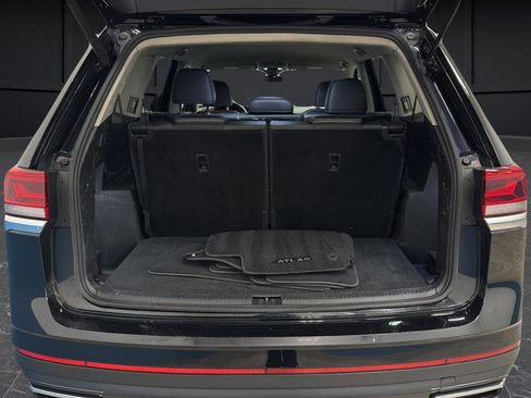 Used 2024 Volkswagen Atlas SE image 33