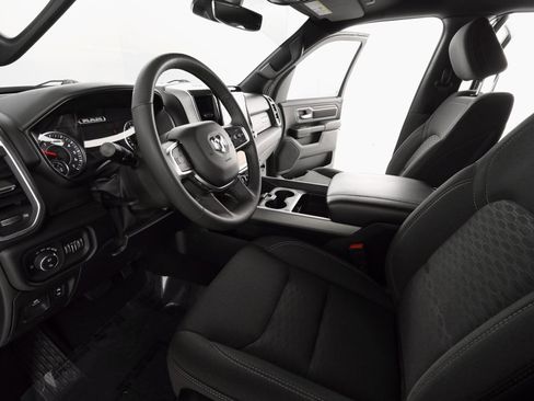 Certified 2025 RAM 1500 Big Horn image 21