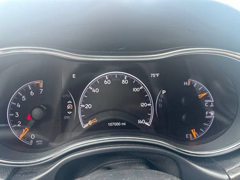 Used 2017 Jeep Grand Cherokee Altitude AWD/4WD image 16