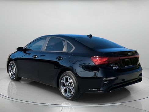 Used 2020 Kia Forte LXS image 21
