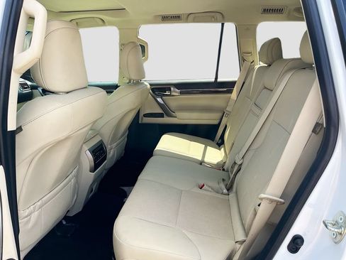 Used 2022 Lexus GX 460 Premium w/ Premium Package AWD/4WD image 26