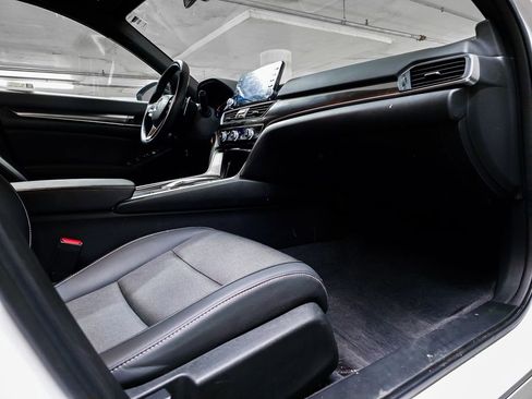 Certified 2022 Honda Accord Sport image 39