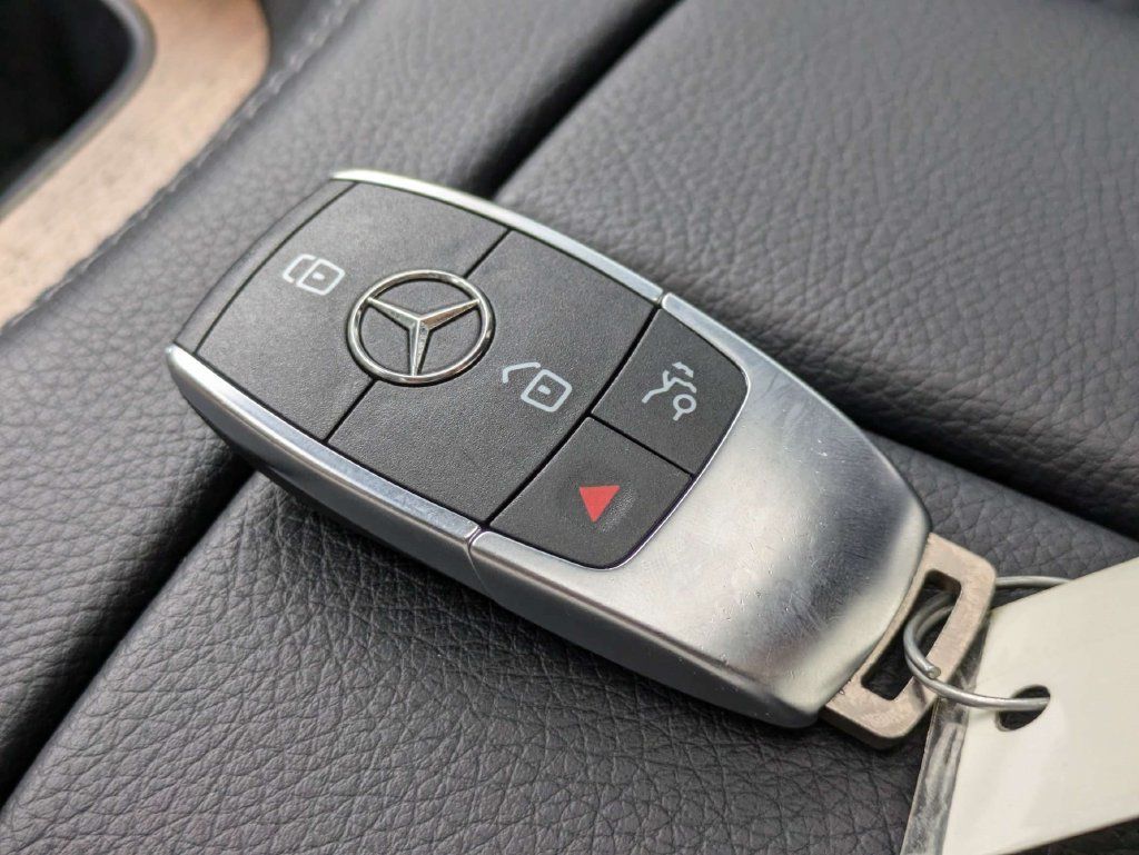 Used 2023 Mercedes-Benz GLE 350 4MATIC image 31