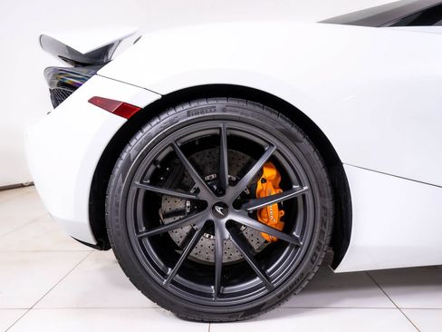 Used 2021 McLaren 720S Performance RWD image 20