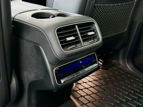 Certified 2023 Mercedes-Benz GLS 580 4MATIC image 29