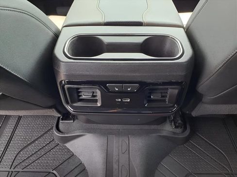 Used 2023 Chevrolet Silverado 1500 ZR2 w/ Technology Package image 16