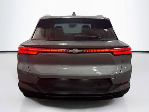 New 2026 Chevrolet Equinox EV LT image 7