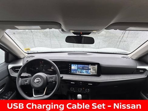 Certified 2025 Nissan Kicks SV w/ Charging Package FWD image 12