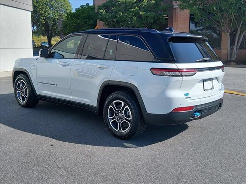 Used 2022 Jeep Grand Cherokee Trailhawk AWD/4WD image 6