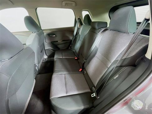 Used 2023 Nissan Rogue SV image 23