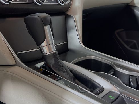 Used 2018 Honda Accord EX-L image 23