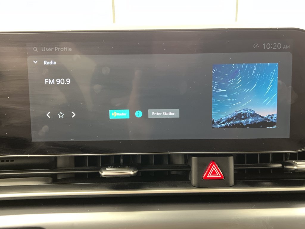 Used 2025 Kia Carnival FWD image 69