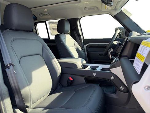 New 2026 Land Rover Defender 110 S AWD/4WD image 22