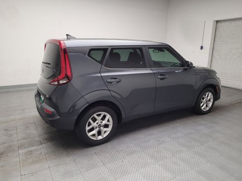 Used 2021 Kia Soul S FWD image 10