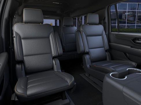 New 2026 GMC Yukon XL Elevation image 17
