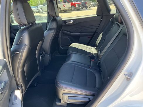 Used 2025 Ford Escape ST-Line w/ Equipment Group 301A FWD image 9