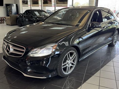 Used 2015 Mercedes-Benz E 350 4MATIC Sedan image 1