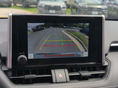Used 2023 Toyota RAV4 LE FWD image 27