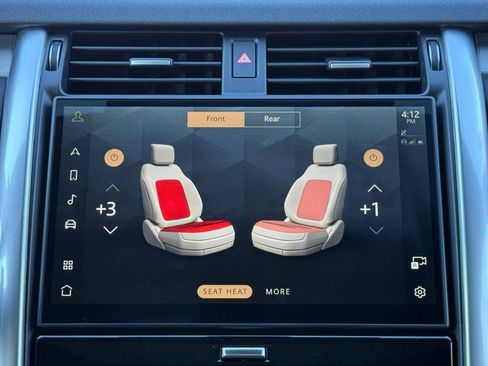 Certified 2025 Land Rover Discovery Dynamic SE image 24