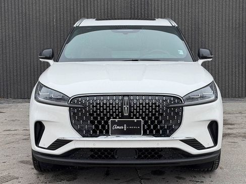 New 2026 Lincoln Aviator Reserve image 2