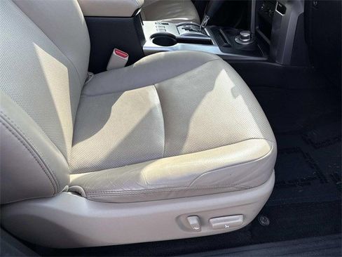 Used 2015 Toyota 4Runner Limited image 10