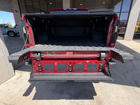 Used 2026 Chevrolet Silverado 1500 High Country RWD image 31
