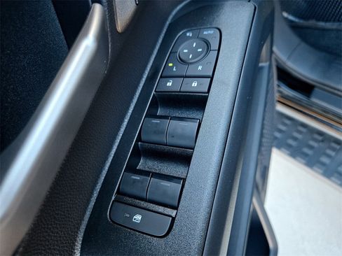 Certified 2025 Toyota 4Runner Limited image 33