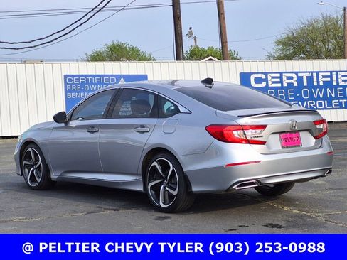 Used 2021 Honda Accord Sport image 4