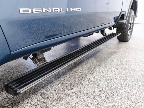 Used 2024 GMC Sierra 2500 Denali w/ Denali Reserve Package image 42