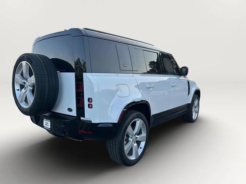 Used 2023 Land Rover Defender 110 X-Dynamic SE AWD/4WD image 3
