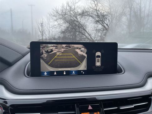 Used 2023 Acura MDX SH-AWD w/ Technology Package image 18