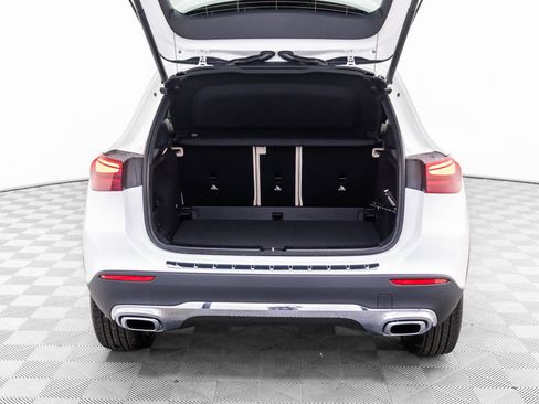 Certified 2025 Mercedes-Benz GLA 250 4MATIC image 31