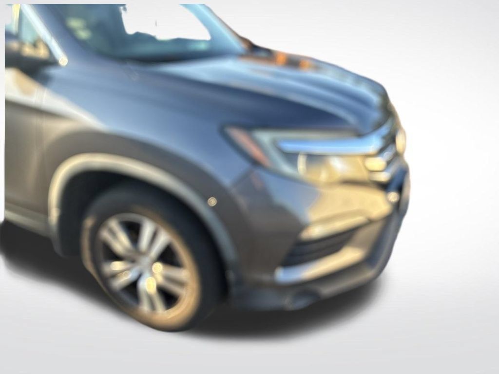 Used 2018 Honda Pilot EX-L image 2
