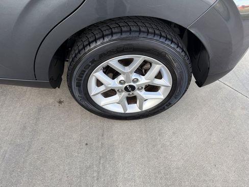 Used 2024 Kia Soul LX w/ Option Group 015 image 9