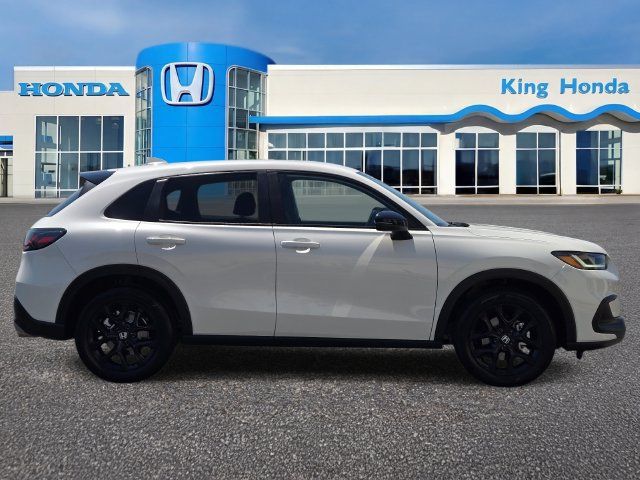 Used 2025 Honda HR-V Sport image 6
