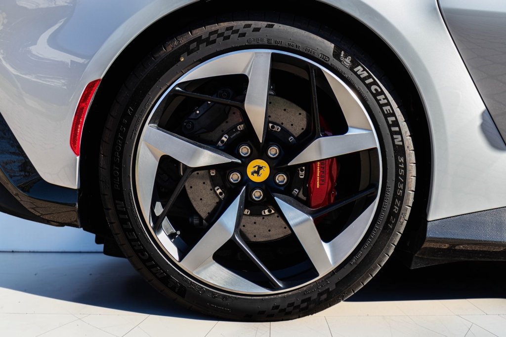 Certified 2025 Ferrari 12Cilindri RWD image 62