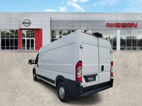 Used 2023 RAM ProMaster 2500 w/ Interior LED Lighting Group FWD image 5