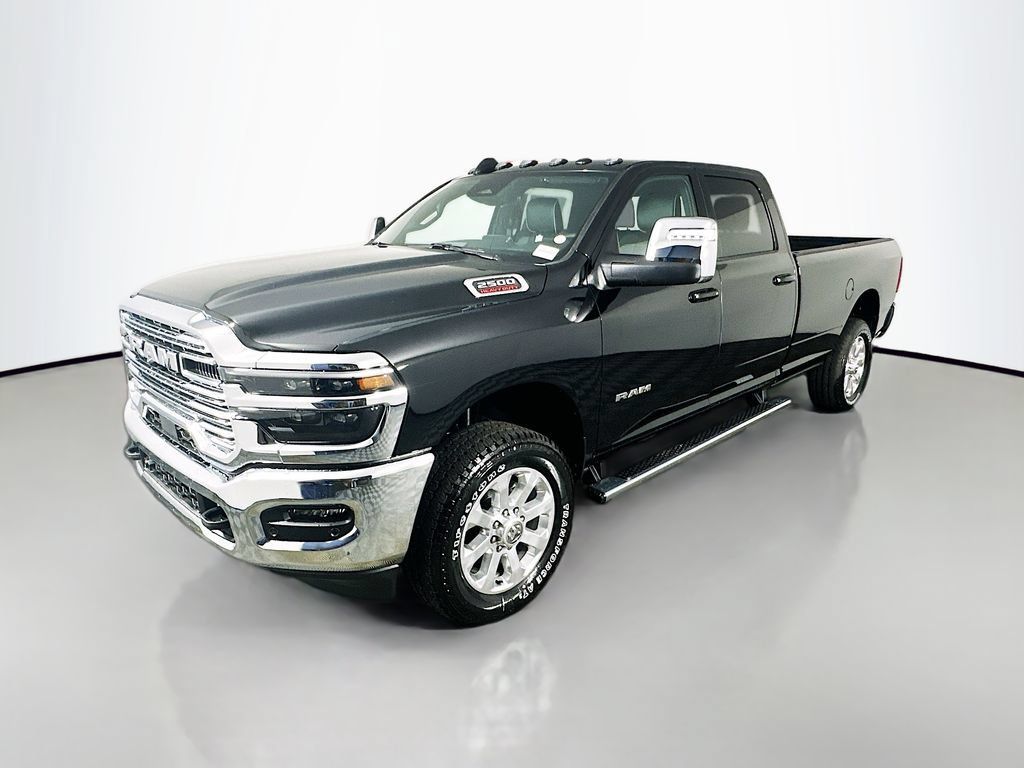 New 2026 RAM 2500 Laramie AWD/4WD image 3