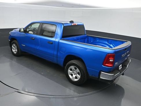 New 2026 RAM 1500 4x4 Crew Cab image 33