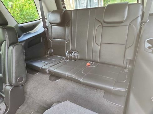 Used 2018 Chevrolet Tahoe Premier RWD image 34