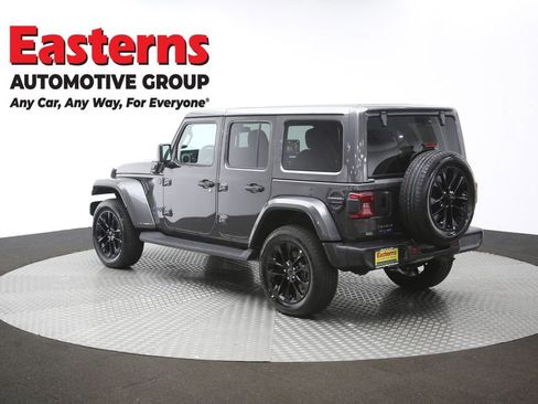 Used 2025 Jeep Wrangler Unlimited Sahara AWD/4WD image 63