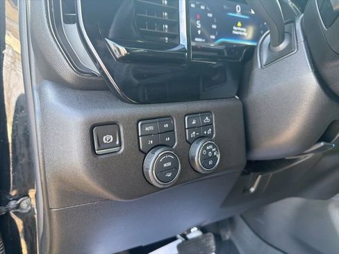 Used 2025 Chevrolet Silverado 2500 ZR2 image 21