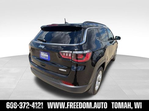 Used 2026 Jeep Compass Latitude AWD/4WD image 5