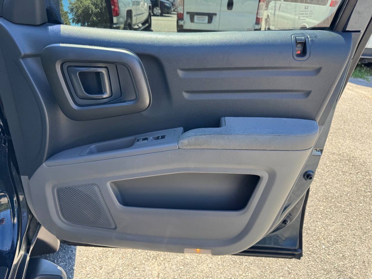 Used 2011 Honda Ridgeline RT image 43