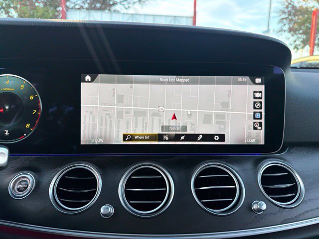 Used 2022 Mercedes-Benz E 350 Sedan image 16