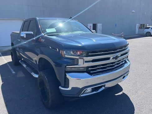 Used 2019 Chevrolet Silverado 1500 LTZ w/ LTZ Plus Package image 3