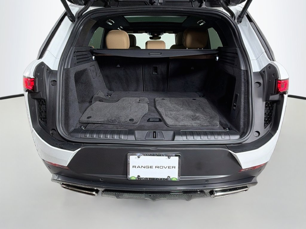 Certified 2025 Land Rover Range Rover Sport SE AWD/4WD image 28